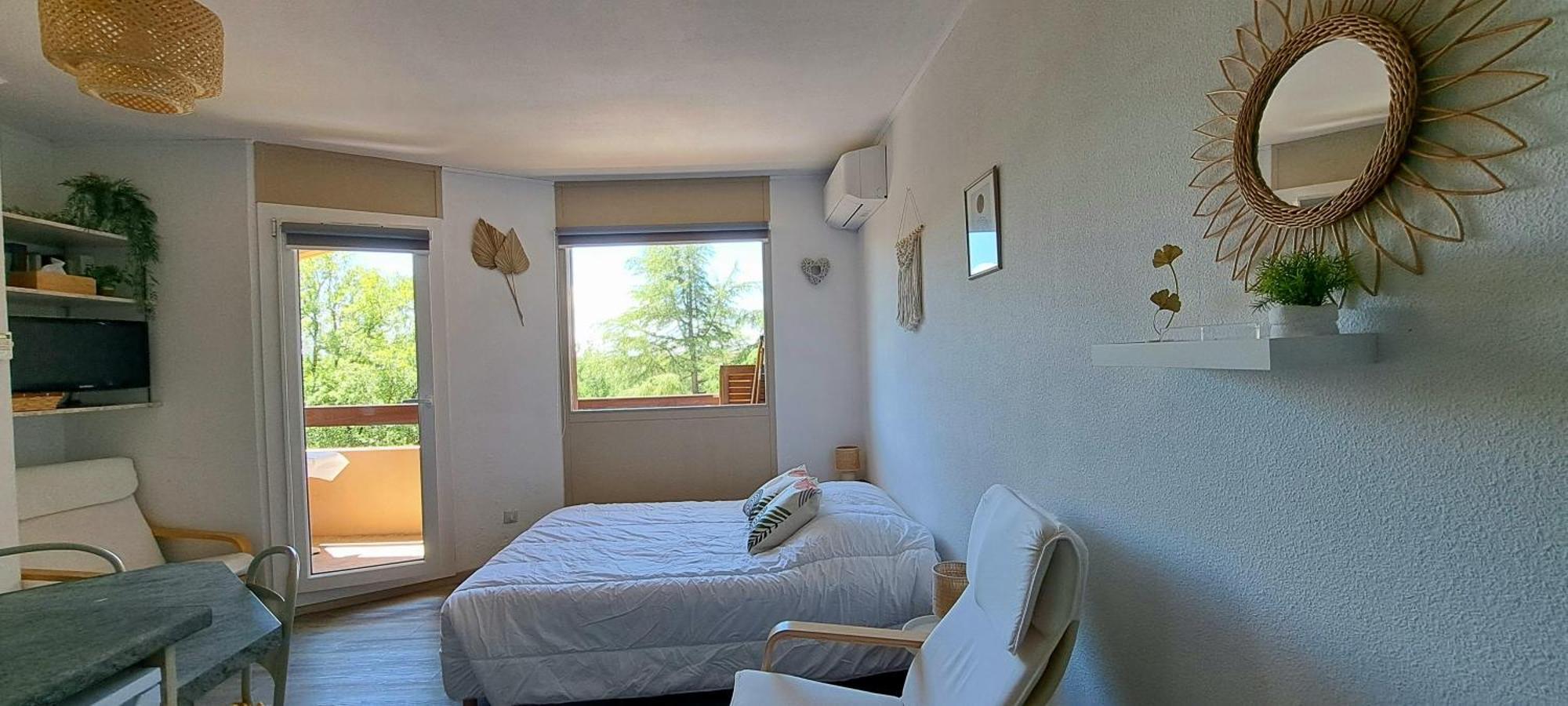 Studio Meuble Cures Thermales Avec Vue Gréoux-les-Bains Zewnętrze zdjęcie